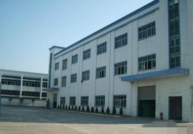 東莞厚街獨門獨院標(biāo)準(zhǔn)廠房3000平方出租帶牛角