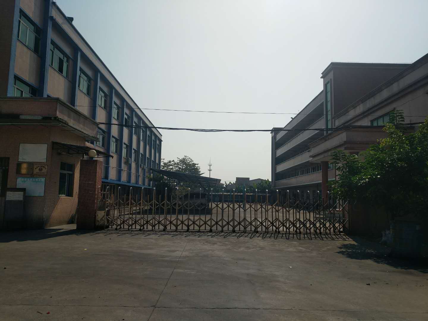 園洲鎮(zhèn)標準獨門獨院5100平方廠房出租