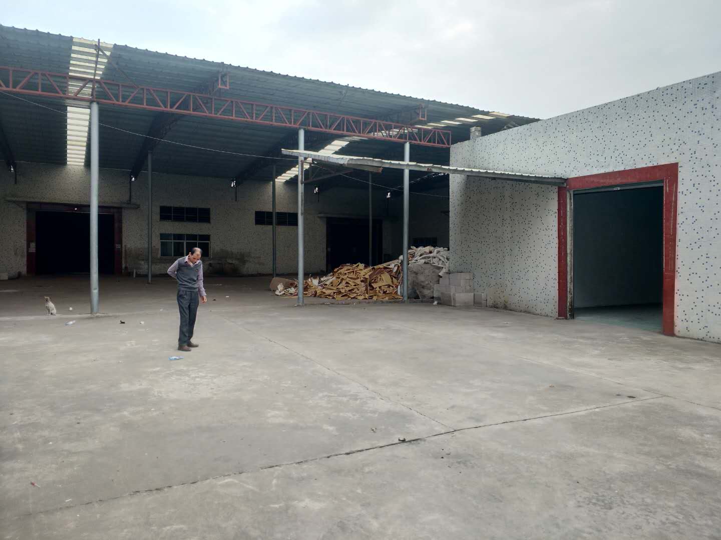 東莞大嶺山新出精典小獨院單一層廠房1700平方出租