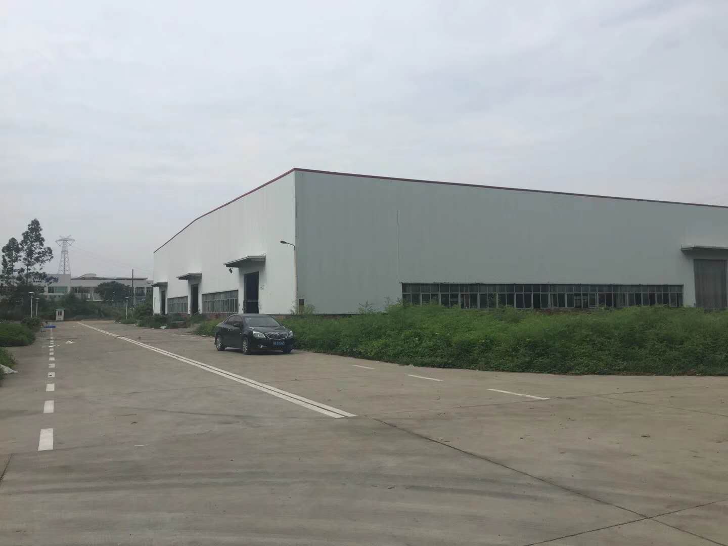 東莞石排新出原房東鋼結(jié)構(gòu)廠房3880平方廠房出租可做小污染