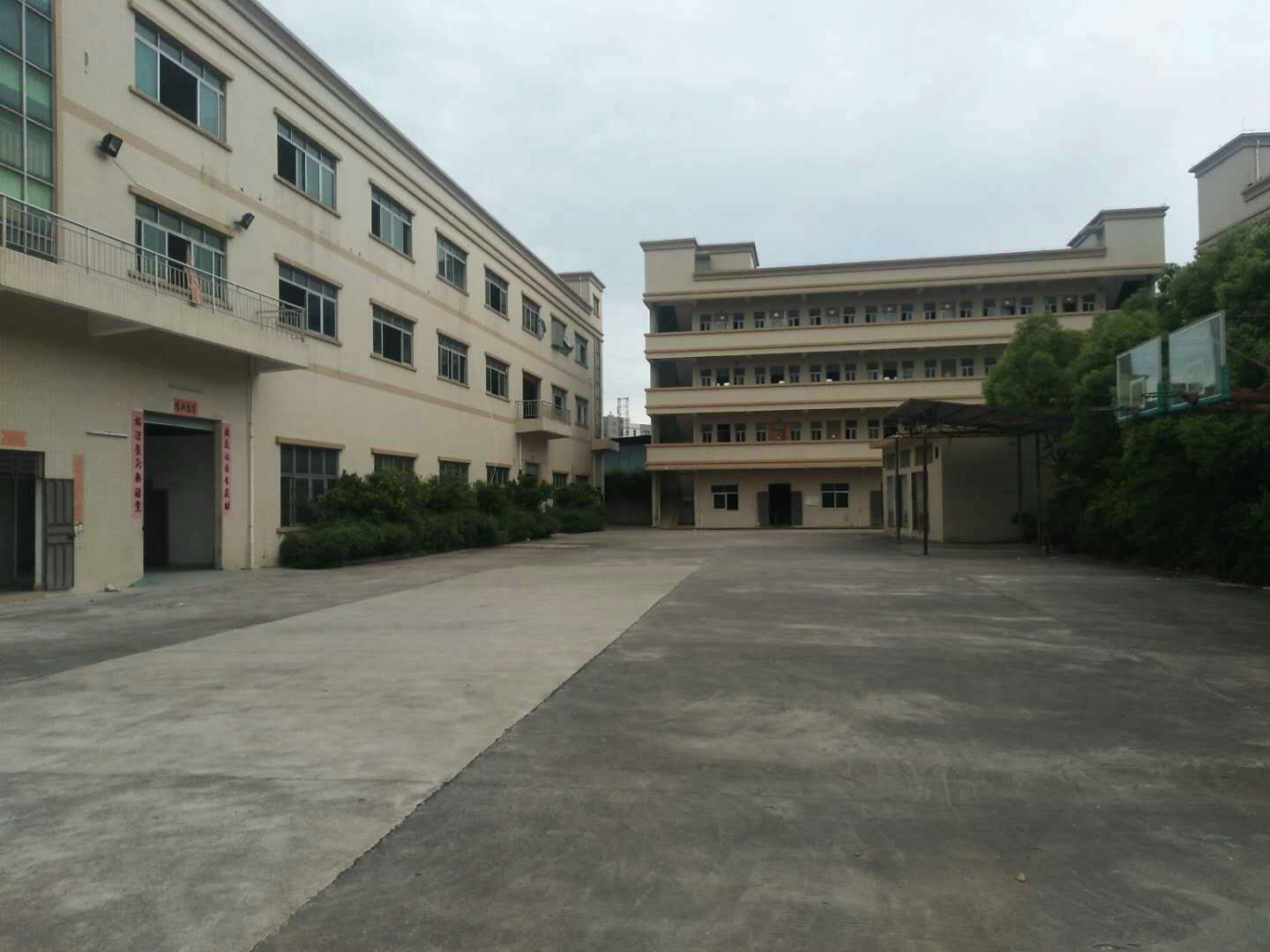 東莞企石新出獨(dú)院廠房租客分租二樓380平方廠房出租