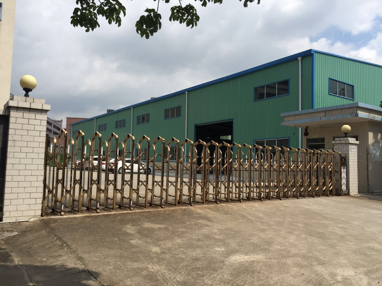東莞常平獨院單一層鋼結(jié)構(gòu)廠房3500平方廠房出租